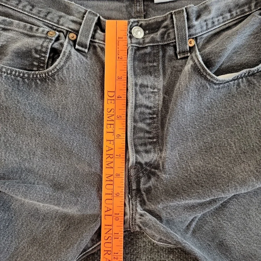 Levi's 501 Jeans Black Men’s 33x30 Straight Button Fly Fading Charcoal Black